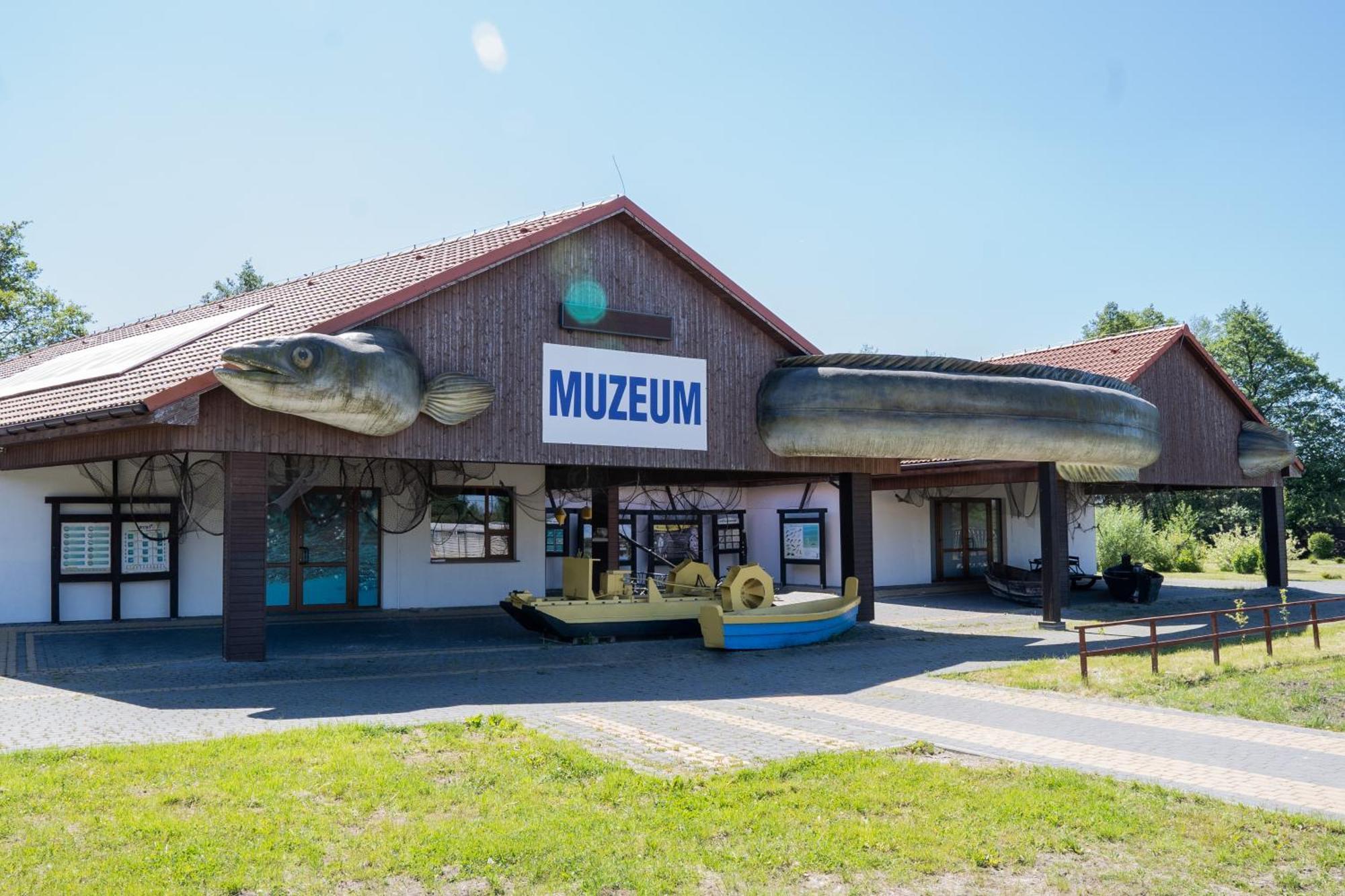 Zajazd W Biskupinie Exterior foto